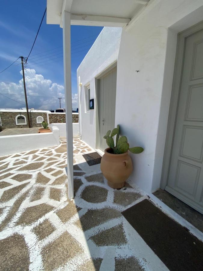 Sing And Blossom Accommodation Mykonos Town Exterior foto